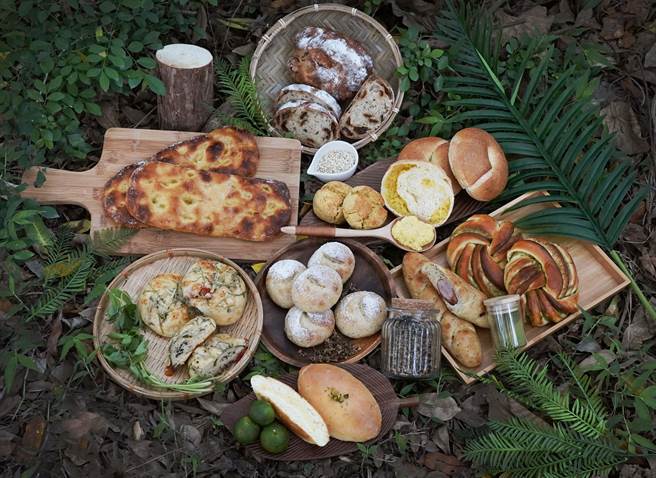 吳寶春麥方店限時開賣飽含台灣味的10款麵包新品。（吳寶春麥方店提供／朱世凱台北傳真）