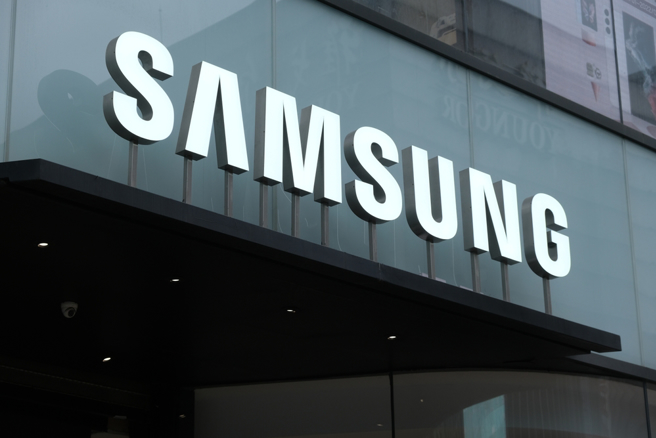 韩国检方在起诉书中指控崔珍奭非法获取三星的商业机密。（图／shutterstock）