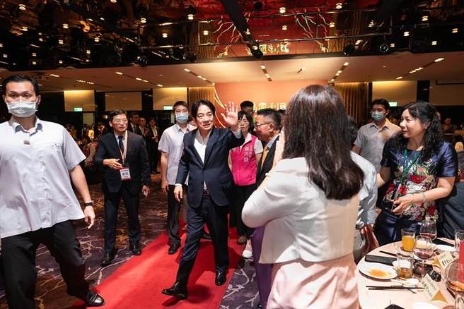 会计师节联欢会 蔡英文、赖清德皆出席。（总统府提供）