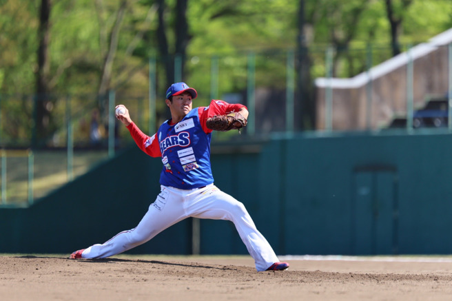 乐天桃猿新洋投由规。（乐天桃猿提供）