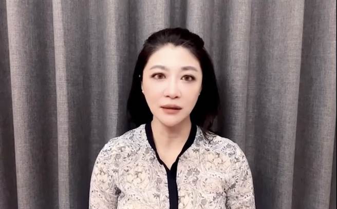 民进党立委林楚茵批评，民眾选出市议员就是要监督市长，戴玮姗监督市政、为民发声竟然遭侯友宜提告。（林楚茵办公室提供／游念育台北传真）