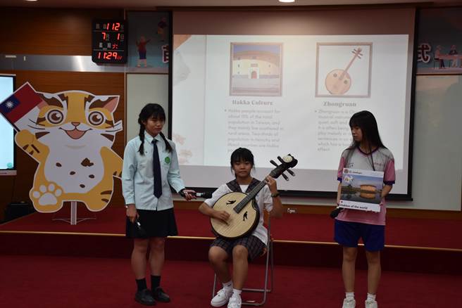 苗栗縣政府公費安排20名優秀國高中生赴澳洲參訪3周，將把苗栗客家特色介紹給澳洲友人。（謝明俊攝）