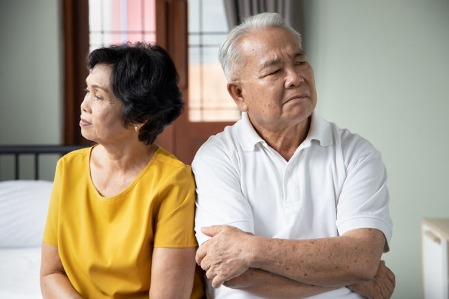 日本一名60岁妇人参加完儿子婚礼，隔天就向丈夫提出离婚，让对方看了非常诧异。(示意图/达志影像)