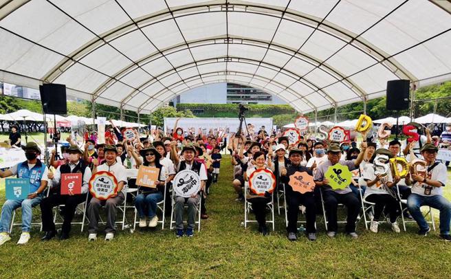 「社区规划师」培力计画有成，1日在市民广场展出39处社区改造的精彩成果！（图／业者提供）