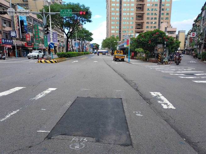 新北养工处将于7月3日、4日晚间10时至隔天清晨6时，办理板桥区中山路2段往台北方向道路铣铺工程。（工务局提供）