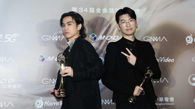 佳单曲制作人奖真正得奖者其实为嘟嘟、周已敦。（图／本刊摄影组）