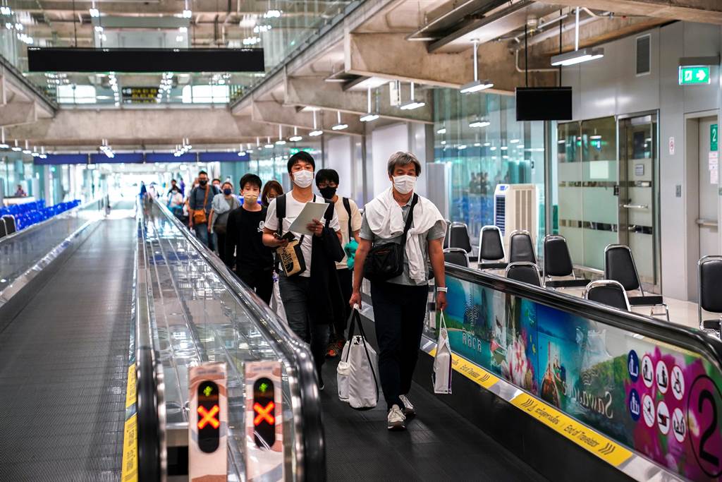 泰国观光旅游部长皮帕表示，此前内阁会议上批准「对外国游客入境征收150至300泰铢」的政策，将推迟至2024年1月1日生效。图为泰国机场示意图。（路透社）(photo:ChinaTimes)