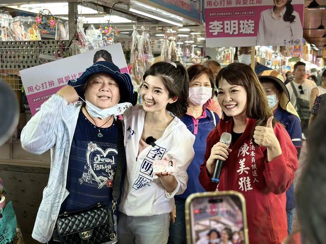 國民黨在高市第8選區立委選戰派「最美發言人」李明璇（中）角逐。（柯宗緯翻攝）