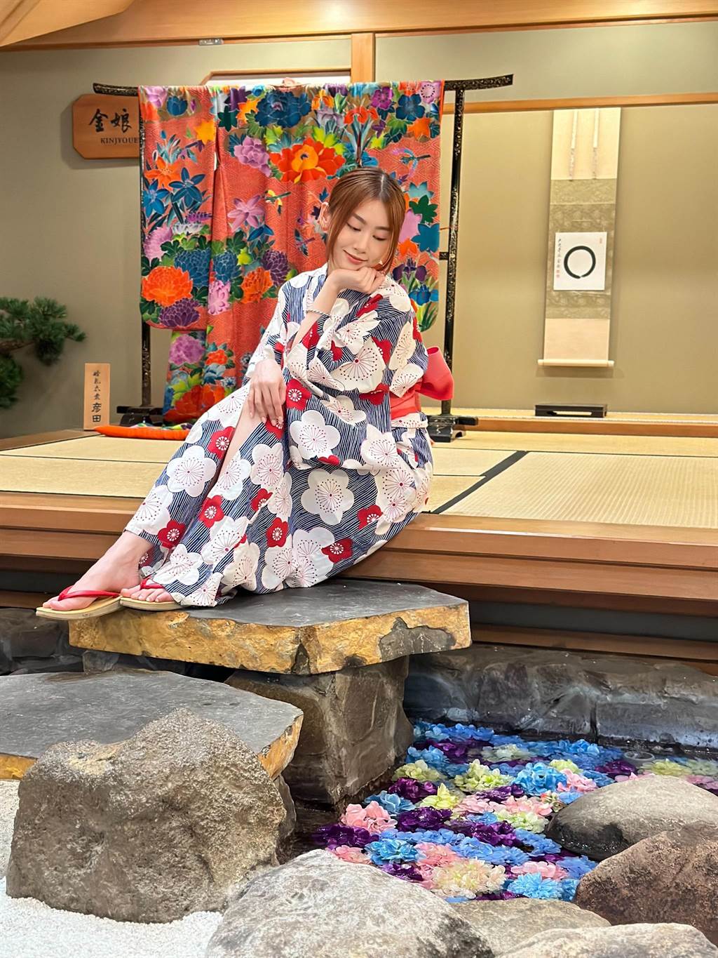 「美和夏日花手水日式庭院」為最夯IG拍照熱點，旅客宛如置身日本京都。（日勝生加賀屋提供）