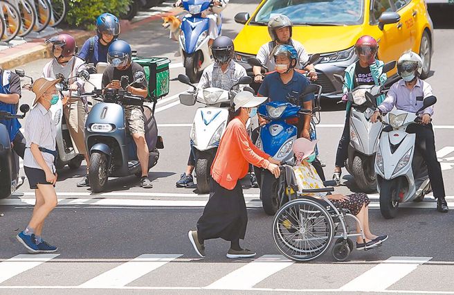 台湾「行人地狱」惹议 行政执行署列专案强力执行（本报资料照）