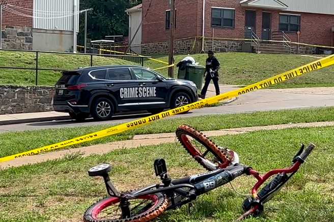 美国马里兰州巴尔的摩市发生大规模枪击案，警方表示至少2死28伤。（图／路透社）