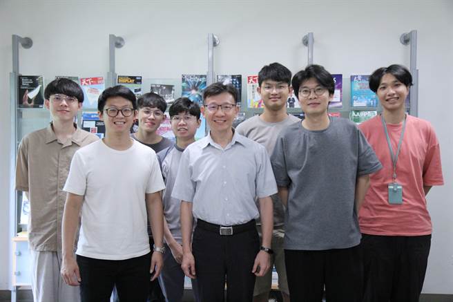 阳明交大光电工程系讲座教授刘柏村团队发展下世代积体电路技术。（阳明交大提供／林志成台北传真）