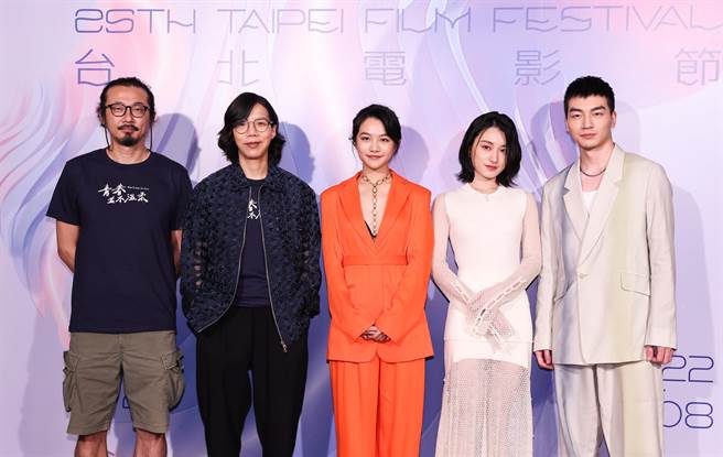 林仕肯（左起）、苏奕瑄、李玲苇、叶晓霏、张洛偍今出席首映会。（陈俊吉摄）