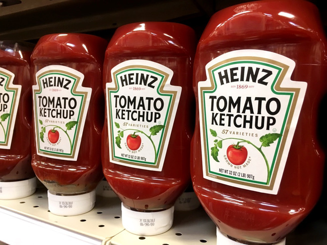 番茄酱到底要不要冰？引发国外网友争论。（资料照／shutterstock）