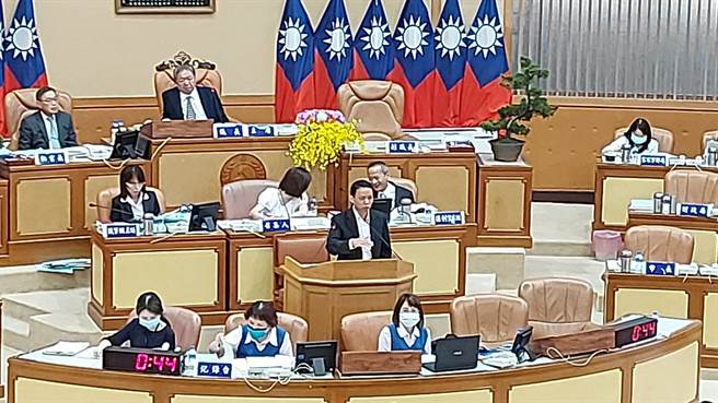 新北市議會第4屆第1次定期會今敲槌閉會，本次定期會自4月25日至7月3日，會期共計70天，共審議通過了988件議案。（陳慰慈攝）