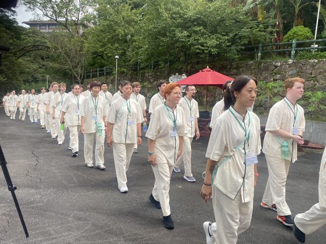 来自世界各地的优秀青年共同参与禅学营。(国际木鱼基金会提供)