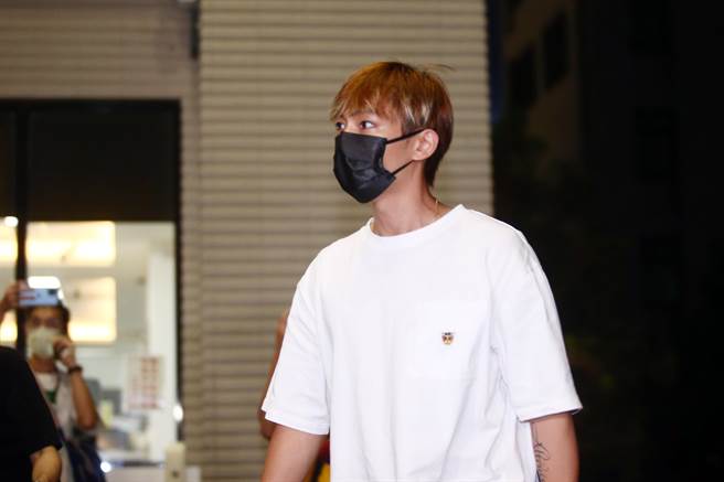 炎亚纶。（邓博仁摄）