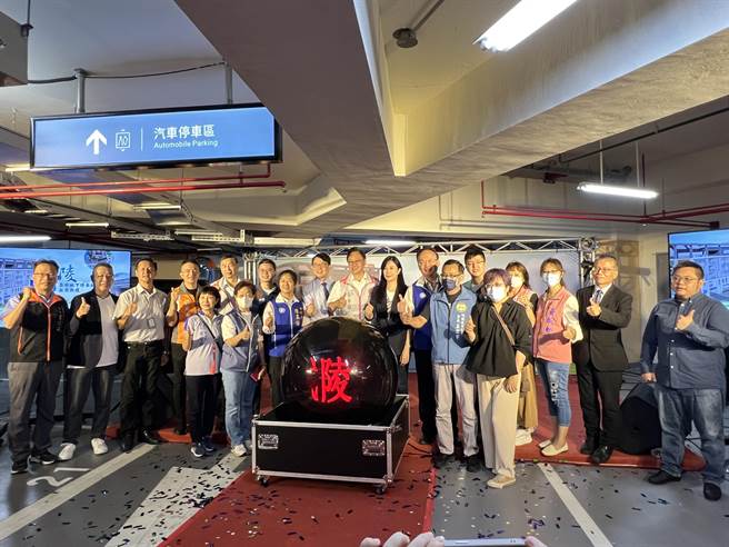 桃园武陵高中地下停车场3日启用，200个汽车停车格即起至7月15日试营运期间免费。（蔡依珍摄）