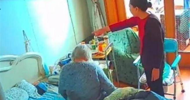 阿婆控看护虐待还偷8百万养老金。（图／翻摄自微博）