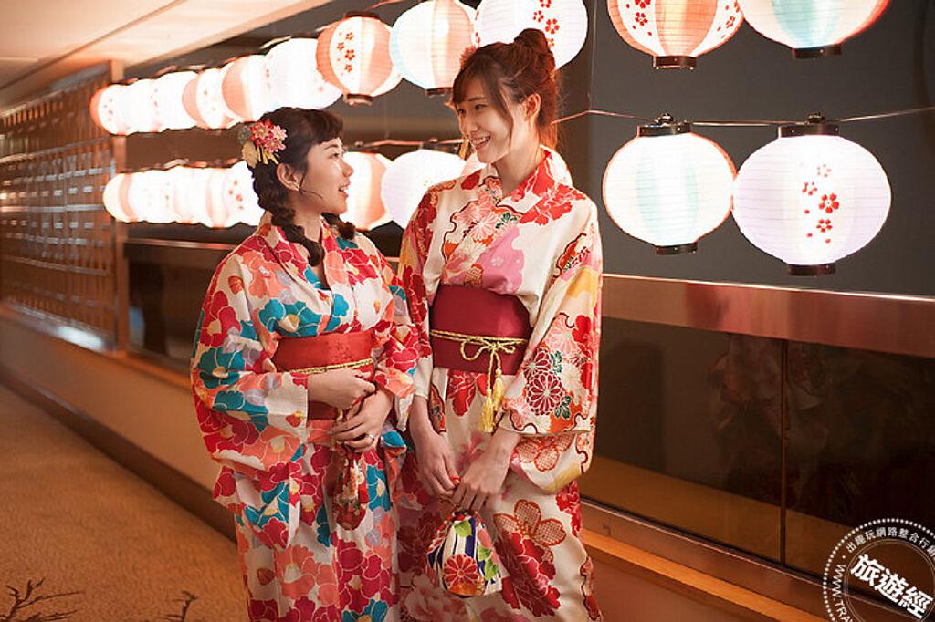 台北喜來登「大稻埕浪漫假期」住宿專案體驗日本彩色浴衣穿著。（圖／業者提供）
