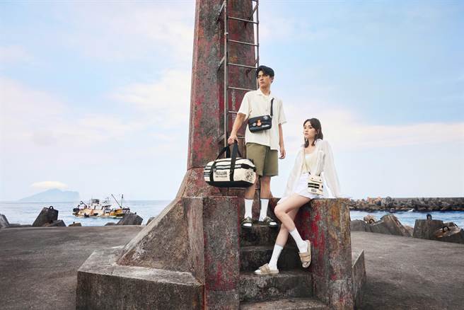 PALLADIUM推出全新SOLEA SLIDE VELCRO潮流拖鞋系列，1580元。（PALLADIUM提供／朱世凯台北传真）