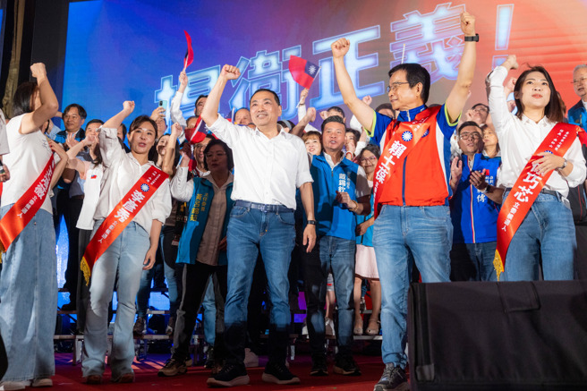 國民黨2024總統參選人侯友宜近日拋出九二共識等主張，鞏固藍營基本盤。媒體人黃揚明認為，想渡過換侯聲浪，還需侯自己底氣要夠硬。（圖取自侯友宜臉書）