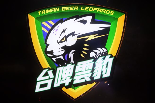 台啤雲豹隊徽。（杜宜諳攝）