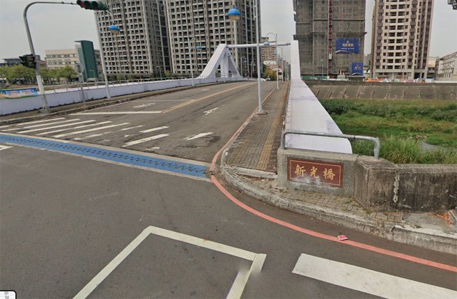 台中新光桥(google map)