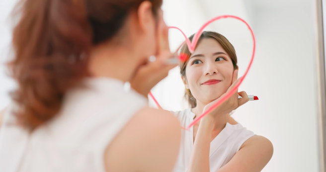 双子座、巨蟹座、处女座、水瓶座在7月桃花爆棚有望脱单。（示意图／Shutterstock）