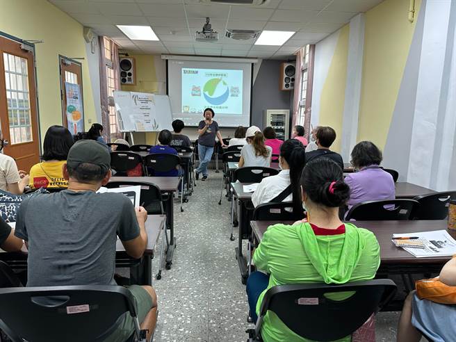 台北市士林区公所今起至8月1日每周二及四开办免费「新移民闽南语研习班」。（士林区公所提供／蔡佩珈台北传真）