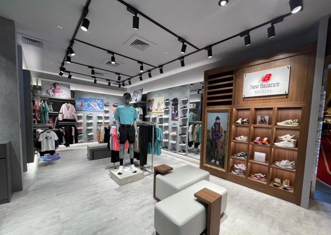 新光三越信义新天地A11 New Balance祭全新店装。（新光三越提供／吴奕萱台北传真）