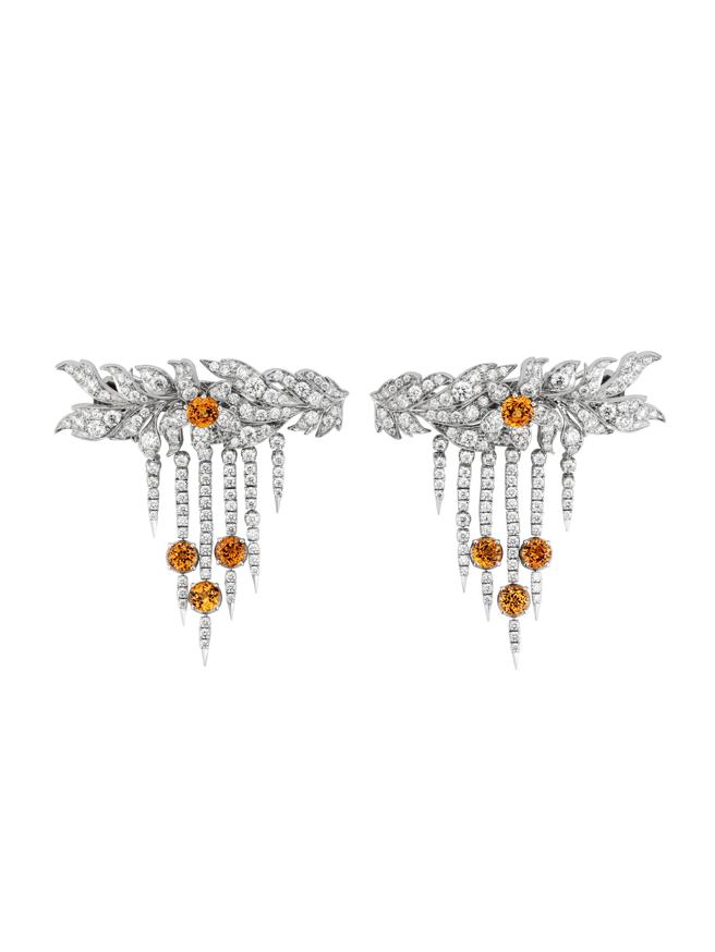 以秋天為靈感打造的白金鑲橙色石榴石鑽石髮夾，約 510萬元。（GUCCI提供／陶福媛台北傳真）