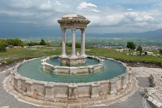 沉睡兩千年！土耳其角鬥士之城噴泉再度噴湧