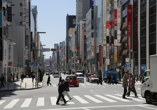 很多经济学者，将日本案例视为「日本病」，告诫世人切莫步入后尘，这包括错误的利率政策、不敢执行破坏式创新的保守心态，但换个角度想，无论日本抑或菲律宾，又何尝不是起于美国的送往迎来、灭于美国的拂袖而去？而下一个会是台湾吗？（图/ 远见提供）