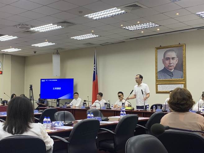 國民黨主席朱立倫今在中常會上發表談話。（張薷攝）