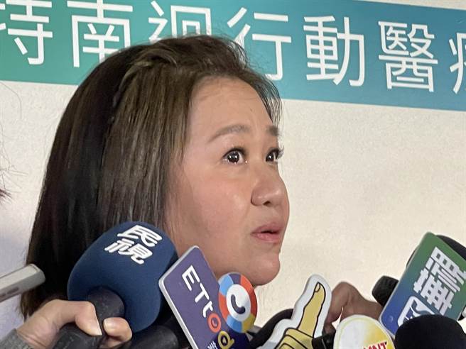 锺欣凌今被问到许杰辉、炎亚纶等人。（池宗玲摄）