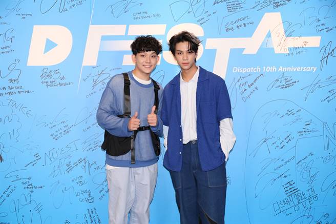 贡丸（右）和林毓家5日现身「DFESTA TAIPEI」特展。（宽宏艺术提供）