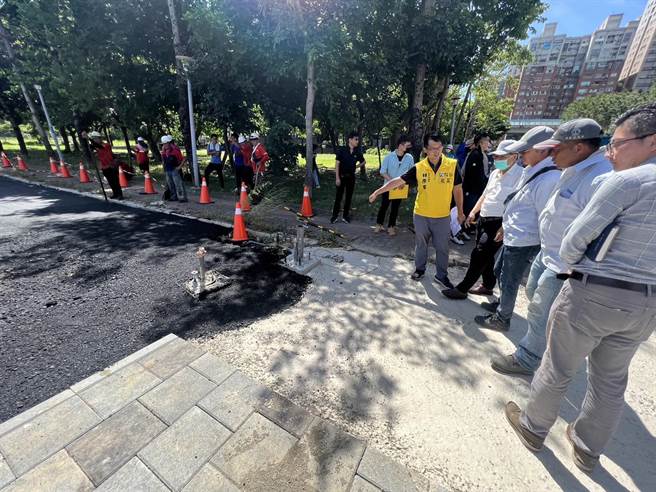 大湳雅公園最新進度預計7月底前可全部完工，屆時，市民朋友就多了1處休閒綠地且可停車、可休憩。（林彥甫提供／陳育賢新竹傳真）