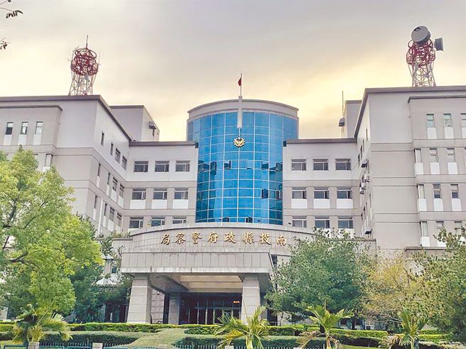 南投「二线四」警官酒驾闯红灯拒测，遭记大过调职。(中时资料库)