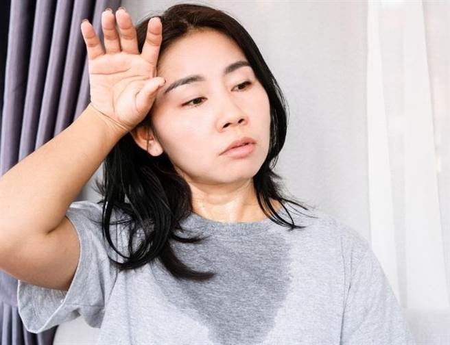 天气炎热，许多人出现疲倦、食欲不佳及精神不好等「夏日疲劳症候群」。（业者提供）