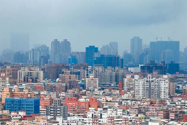 行政院会今拍板「房屋税差别税率2.0方案」。（本报资料照片）