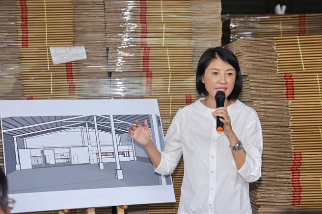 南投县长许淑华受邀会勘后，允诺补助300万元，协助眉溪集货场提升农产运销环境。（杨静茹摄）