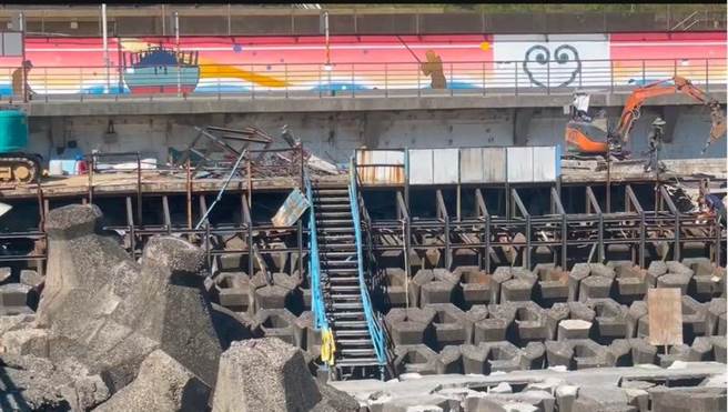 ▲外木山的海兴游泳池是知名景点，但由于相关设备老旧已产生安全疑虑，已于6月26日封闭整修。（翻摄画面／徐佑升基隆传真）