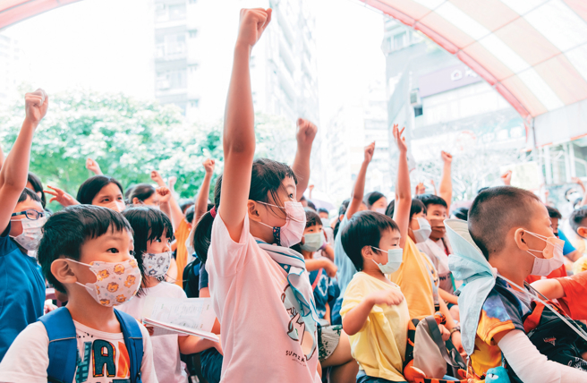 暑假到来，一连串让大、小朋友假期不无聊的艺文活动也接连登场。（摄影／蔡耀徵）