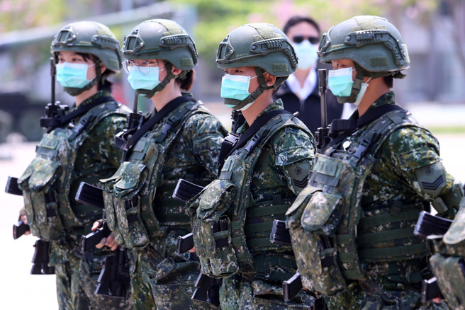 民進黨新北市議員林秉宥日前在美國測試國軍抗彈板，結果直接被子彈打穿，引起各界討論。（示意圖／資料照片）
