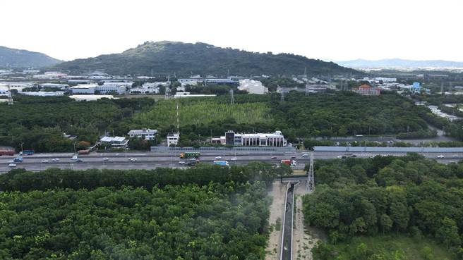 護樹團體森林城市協會因為橋科園區的樹木存廢問題槓上「高雄好過日」臉書粉專。（森林城市協會提供／林瑞益高雄傳真）