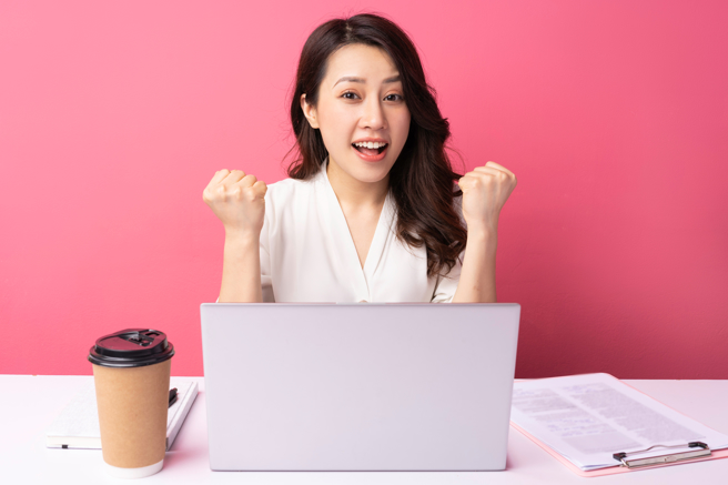 生肖龙、蛇及马到8月时，事业运开始走上坡，有机会加薪与升迁，要好好把握住机会。(示意图/达志影像)