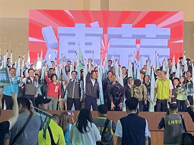 「农业挺赖后援会」今天在台南举行成立大会。（曹婷婷摄）