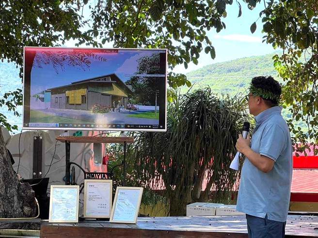 台東縣大武鄉大竹村愛國蒲部落書屋昨天動土，幕後推手是與台東相距超過300公里的台中逢甲大學。（讀者提供／蔡旻妤台東傳真）