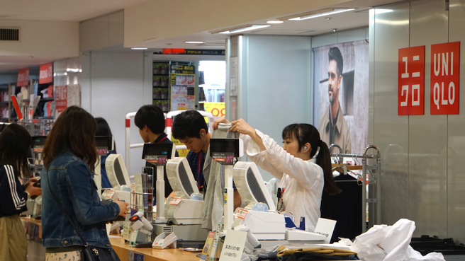 一名女网友表示，UNIQLO App每个月都有「免费商品体验」，不需消费就能参加。（图／示意图，达志影像）